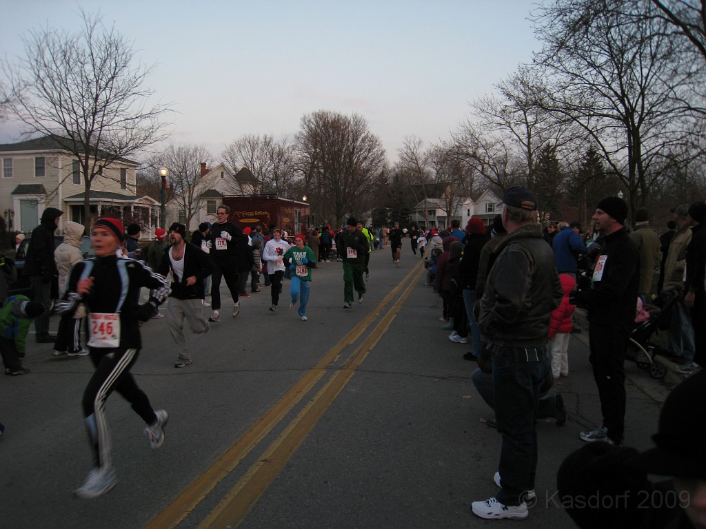 Holiday Hustle 5K 2009 530.jpg - The 2009 running of the Holiday Hustle 5K put on by Running Fit in Dexter Michigan on a sunny but 28 degree on December 5, 2009.
